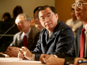 被爆特權進故宮庫房 林百里灰心失望