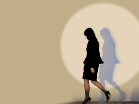 回到原點  重啟戰鬥　殷　琪