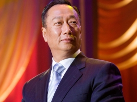 少說話、多做事、拚業績  郭台銘