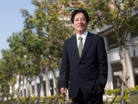 堅持做對的事 賴清德