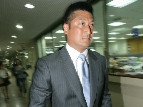 「不想讓兒子有個通緝犯老爸」