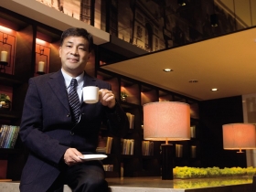 簡滄圳  承擔非常的挑戰成就不凡生涯