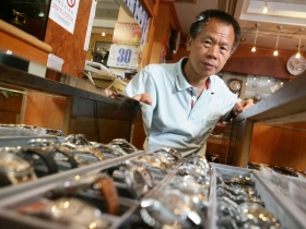 王進龍   台灣自製陀飛輪錶第一人