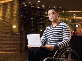 碼頭工人之子車禍後苦讀  十年賺五十倍