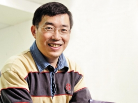 郭恭克：早買早賣、忍受寂寞