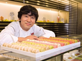 新潮混搭變身鮮豔酷甜「食尚」