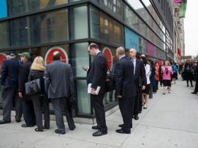 美國明年陷入大失業恐慌