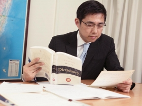 三位上班族的英文發達之路