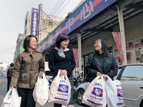 開到哪旺到哪 把荒地變商圈