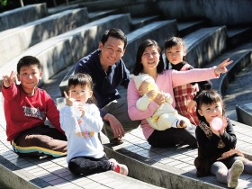 小孩愈多愈好管快樂生養一點也不累