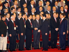 簽ＭＯＵ  胡錦濤打什麼算盤？