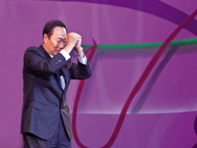 郭台銘  最能吃苦「歐巴桑」的下一步？