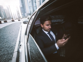 打通三關鍵  中產階級五年躍升億萬富翁