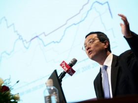 陶冬：衰退巨浪無從閃躲