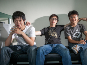 從找美女圖、合購殺價 創造世界級公司　創意連結「批踢踢經濟體」