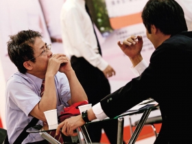 高收益債基金熱  不能說的祕密