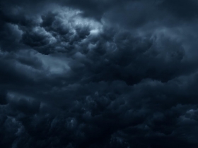 烏雲籠罩  黑透半邊天