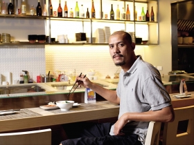 黃春雄帶你走訪老闆的担仔麵口袋名店