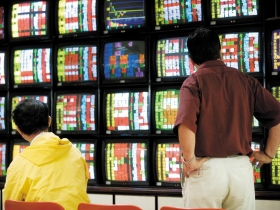 下半年不確定性高  慎選續強標的