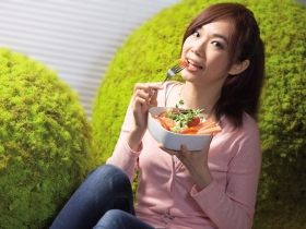 體內環保》吃對食物不生病 健康飲食黃金八守則 防毒素上身