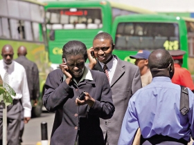 專訪墨比爾斯談歐債風暴下的投資方向