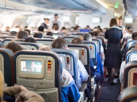 航空公司絞盡腦汁找財源