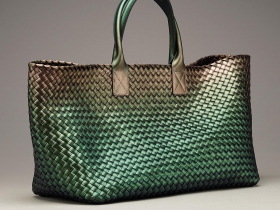 Bottega Veneta  創新中堅持工藝精神