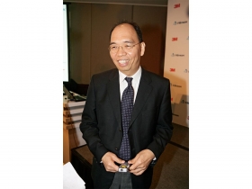 拒當一日球迷 吳炳昌認購兩千張職棒門票