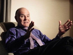 印鈔不會停止 加碼黃金才是王道