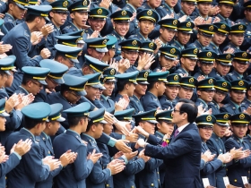 軍公教退休條件優渥 成政府財政重擔