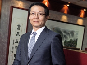 毛仁傑：從產業趨勢選股  買低賣高