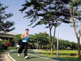 夏日運動  以熱除熱養生消暑