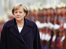歐洲救世主？劊子手？ 梅克爾