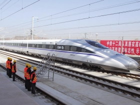 台股八千點攻防策略 全球景氣好轉 耕耘中國城鎮化族群