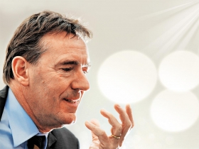 歐美危機未除抓住亂世突圍投資機會