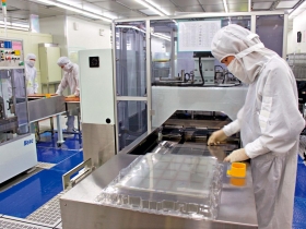 台股獲利王宸鴻股價頻創新高 市場大餅不斷擴張  觸控族群持續發燒