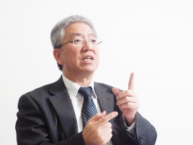 讓學生愛恨交織的房市鐵嘴  張金鶚