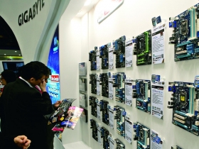 下半年業績 決定填息表現 除權息行情啟動 十八檔高股息股出列