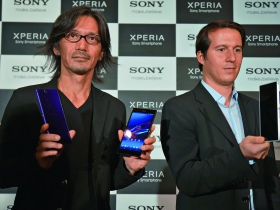 再起關鍵》挾著品牌力 集精華技術於一身 三大策略 讓智慧型手機變突圍