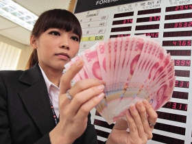 切割台商 擋住千億資金狂潮 人民幣終於開放 央行設閘門穩匯率