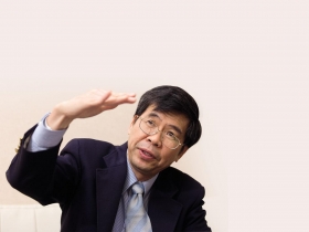 蔡明介祭出「刺客策略」力挽頹勢