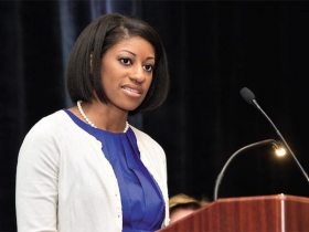 莎奇雅創美國傳奇 二十七歲當國策顧問