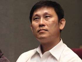 財務出身的總經理讓啟耀賠光資本額