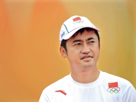 安踏挑戰中國體育用品一哥地位