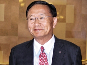 萬泰銀盧正昕轉盈 開發金迎娶好事近？