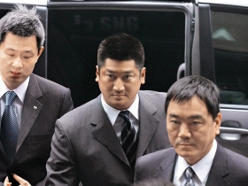 「重大消息」定義不明  定罪難度高  