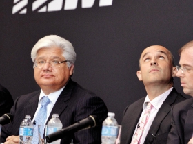 黑莓帝國崩壞  兩兆市值消失的教訓