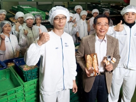 謝朝鎮借力蔣友柏  打造時尚烘焙