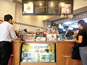 王品、安心、ＫＹ美食　醞釀新主流