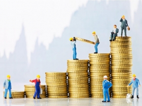 靠Ａ咖基金滾錢  九年財富倍增